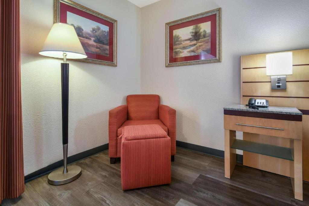 Surestay Plus Hotel Tarboro Eksteriør bilde
